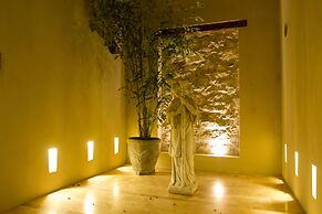 Bastión Luxury Hotel