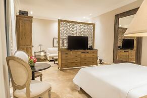 Bastión Luxury Hotel