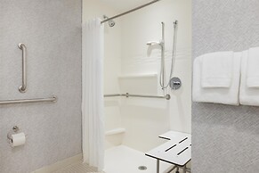 Hampton Inn & Suites Portsmouth Downtown