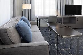 Hampton Inn & Suites Portsmouth Downtown