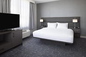 Hampton Inn & Suites Portsmouth Downtown