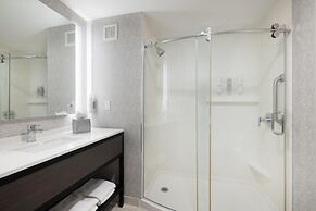 Hampton Inn & Suites Portsmouth Downtown