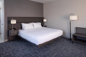 Hampton Inn & Suites Portsmouth Downtown