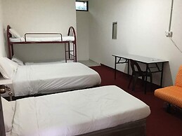 Kinabalu Poring Vacation Lodge - Hostel