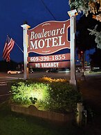 Boulevard Motel