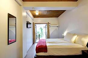 Nirvana Beach Resort