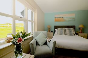 Causeway Hotel