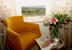 Causeway Hotel