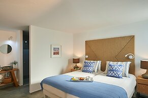 Nausicaa Luxury Villas By Louis Hotels