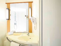 ibis Chennai SIPCOT Hotel