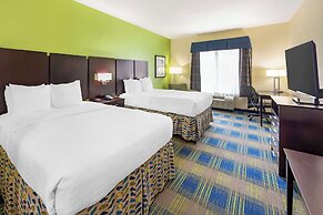 Best Western Plus Pratt