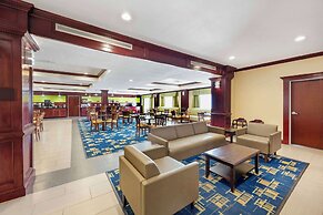Best Western Plus Pratt