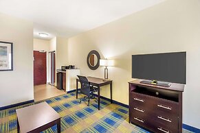 Best Western Plus Pratt