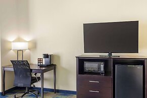 Best Western Plus Pratt