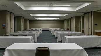 Holiday Inn Express & Suites Miami Airport East by IHG