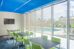 Holiday Inn Express & Suites Miami Airport East by IHG