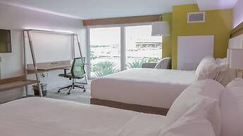 Holiday Inn Express & Suites Miami Airport East by IHG