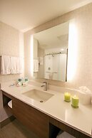Holiday Inn Express & Suites Miami Airport East by IHG