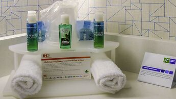 Holiday Inn Express & Suites Miami Airport East by IHG