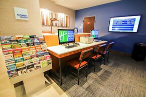 Holiday Inn Express & Suites Miami Airport East by IHG
