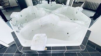 Falcon Motel Brossard