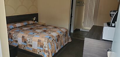 Falcon Motel Brossard