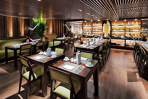 Silverland Sakyo Hotel & Spa