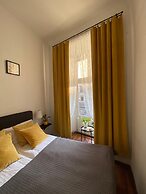 Krakow Apartments & Rooms