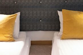 Krakow Apartments & Rooms