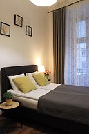 Krakow Apartments & Rooms