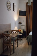 Krakow Apartments & Rooms