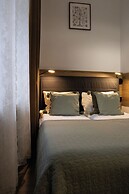 Krakow Apartments & Rooms