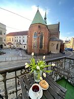 Krakow Apartments & Rooms