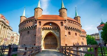 Krakow Apartments & Rooms