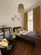 Krakow Apartments & Rooms