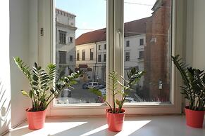 Krakow Apartments & Rooms