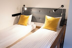 Krakow Apartments & Rooms