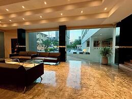 Crown Pattaya Beach Hotel