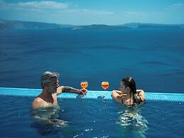 Santorini Secret Suites & Spa