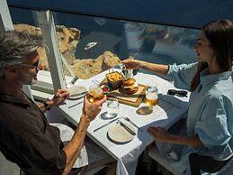 Santorini Secret Suites & Spa