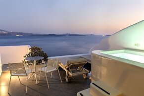 Santorini Secret Suites & Spa
