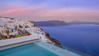 Santorini Secret Suites & Spa