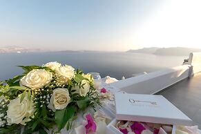 Santorini Secret Suites & Spa