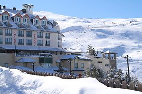 Inside Plaza Sierra Nevada