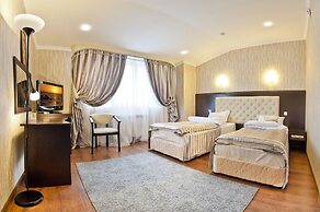 Aureliu Hotel