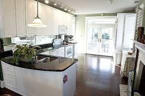 Desoto Beach Bed & Breakfast