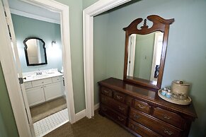 Desoto Beach Bed & Breakfast