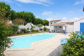 Madame Vacances Le Domaine de Vertmarines