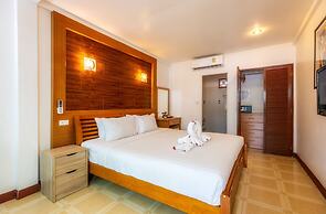 The Expat Hotel