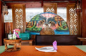 The Expat Hotel